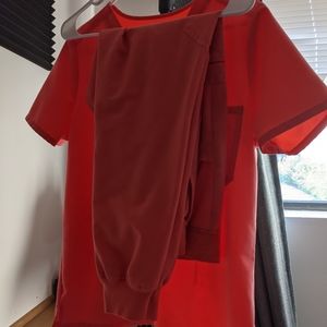 Figs Hot Coral Scrub Set Size Large